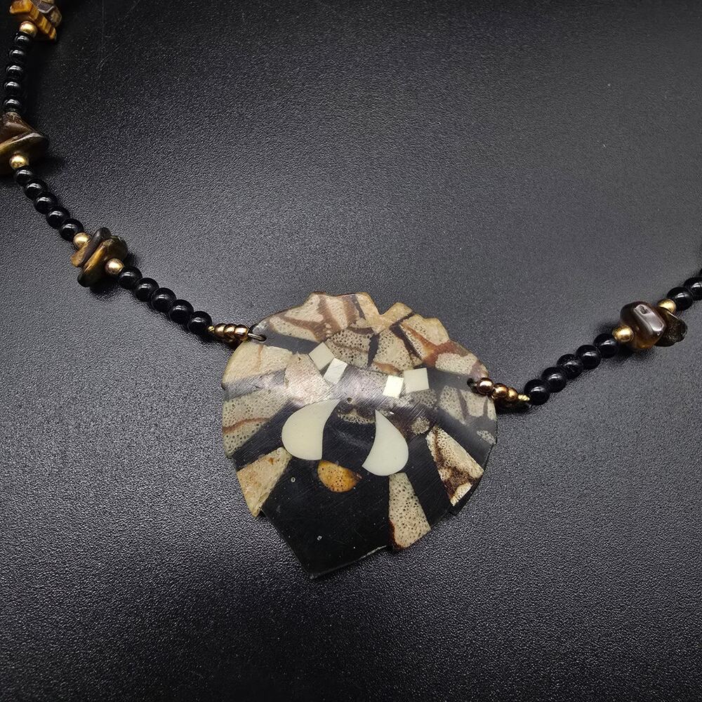 Lee Sands Lion Face Pendant Necklace Black Brown Vintage Costume Jewelry